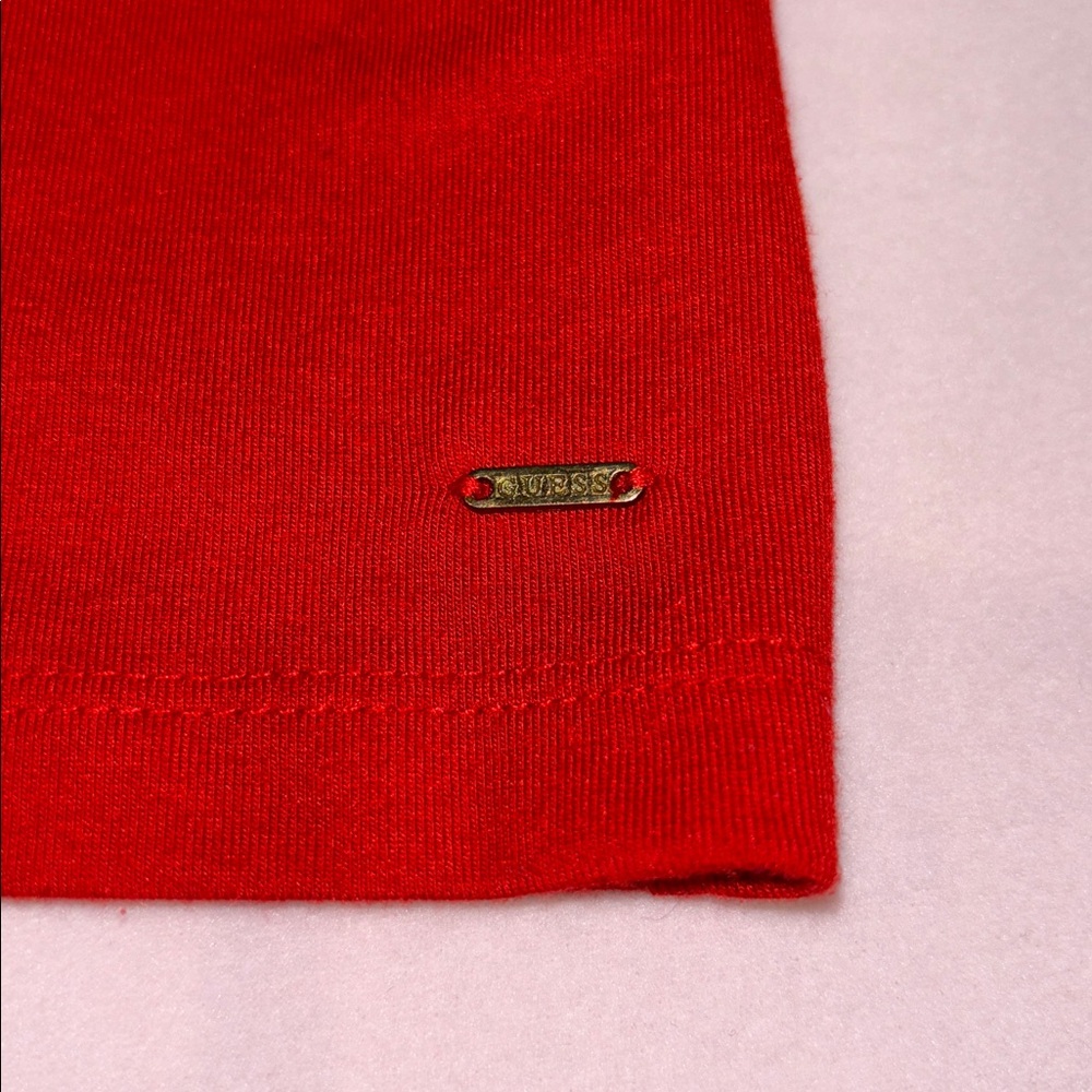 Guess Key Hole Top - Picture 5 of 10